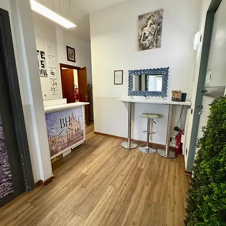 Bovisa House B&B Private Rooms-2